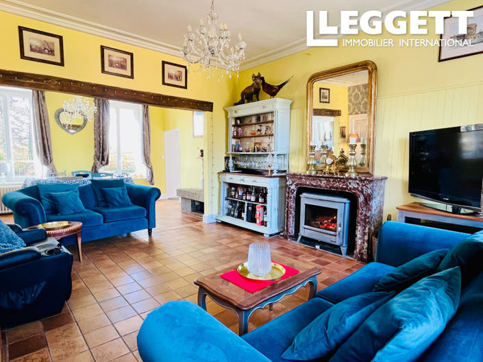 Image No.6-7 Bed House for sale