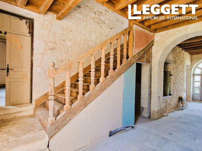 Image No.2-5 Bed Chateaux for sale