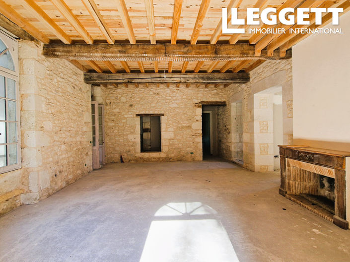 Image No.4-5 Bed Chateaux for sale