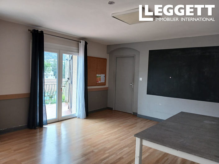 Image No.6-7 Bed House for sale