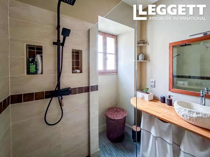 Image No.8-3 Bed Apartment for sale