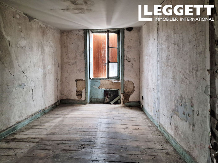 Image No.6-House for sale