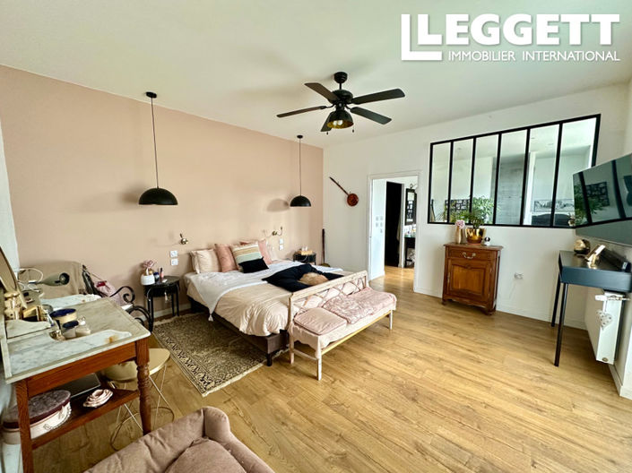 Image No.5-7 Bed House for sale