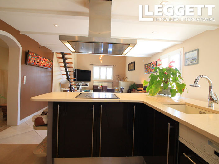 Image No.4-4 Bed House for sale