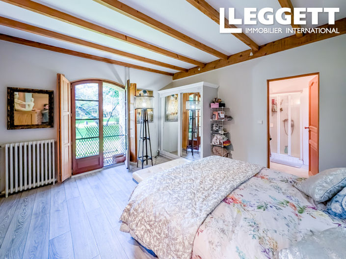 Image No.7-4 Bed House for sale