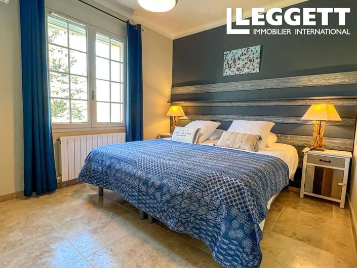 Image No.7-4 Bed House for sale