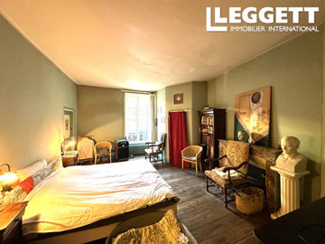 ahr0chm6ly9jzg4uagvzdglhlmltbw8vaw1hz2uvvevom