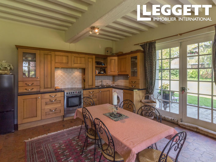 Image No.10-7 Bed House for sale