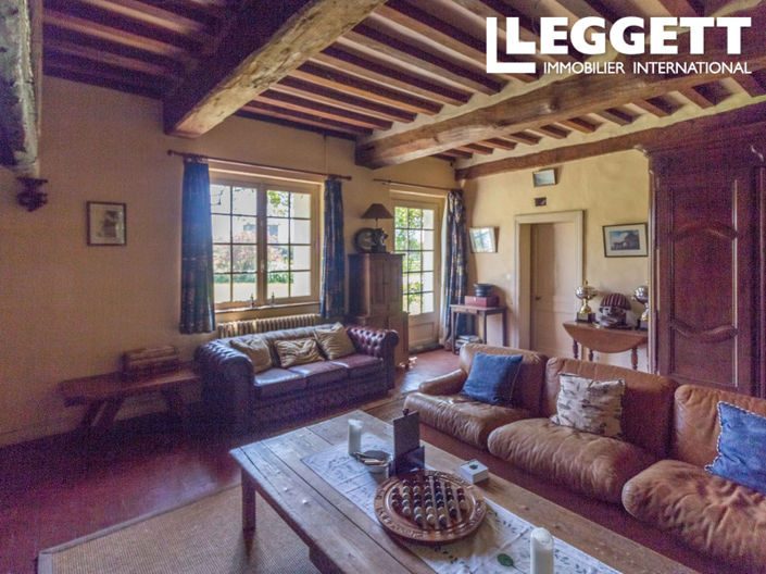 Image No.6-7 Bed House for sale