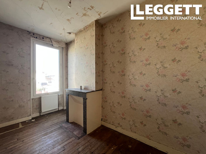 Image No.8-4 Bed House for sale