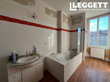 ahr0chm6ly9jzg4uagvzdglhlmltbw8vaw1hz2uvvevom