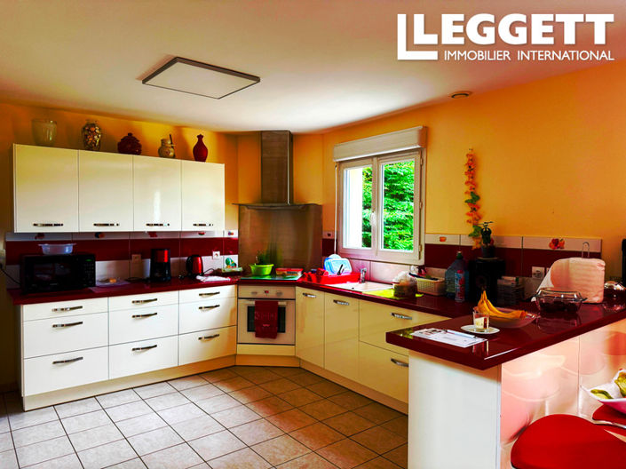 Image No.4-4 Bed House for sale