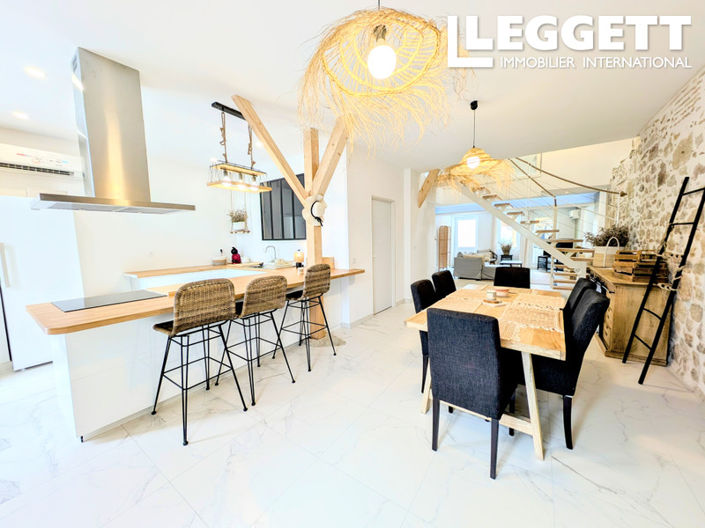 Image No.3-4 Bed House for sale