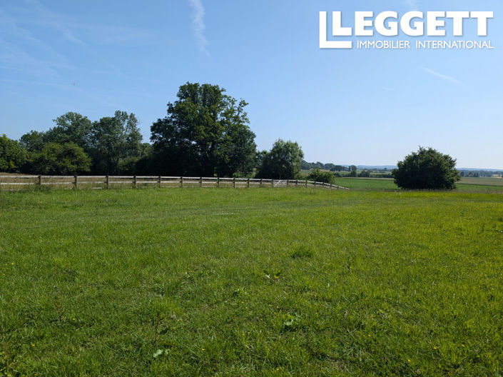 Image No.2-4 Bed House for sale