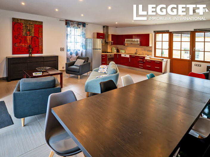 Image No.7-11 Bed House for sale