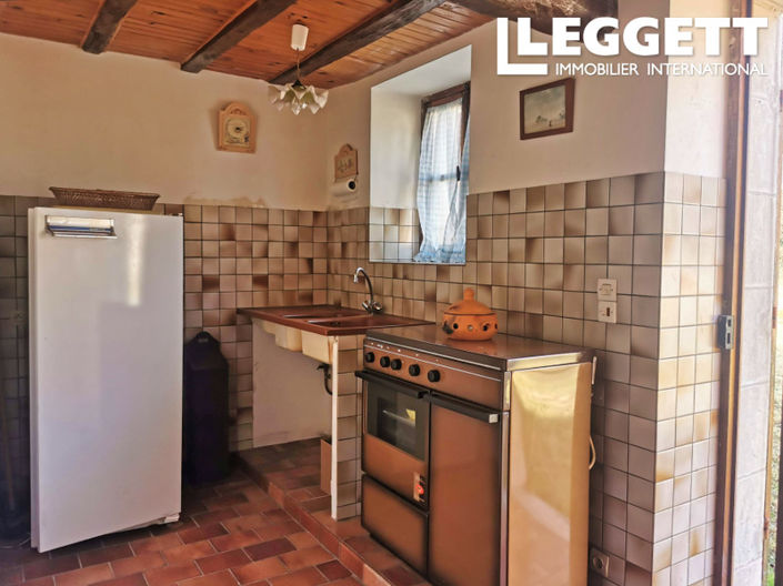 Image No.9-2 Bed House for sale