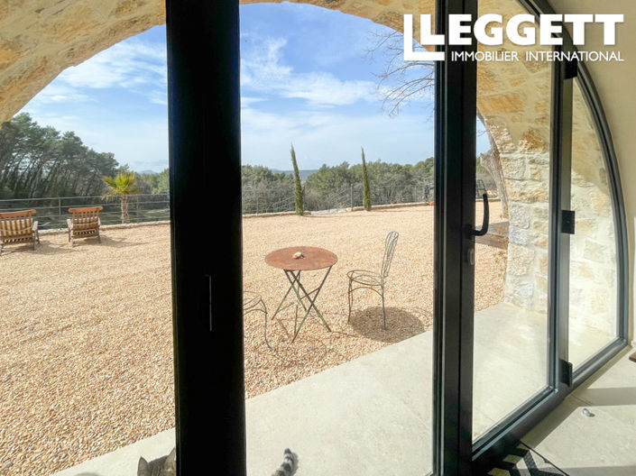 Image No.10-5 Bed House for sale