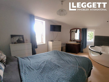 ahr0chm6ly9jzg4uagvzdglhlmltbw8vaw1hz2uvvevom