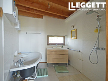 ahr0chm6ly9jzg4uagvzdglhlmltbw8vaw1hz2uvvevom