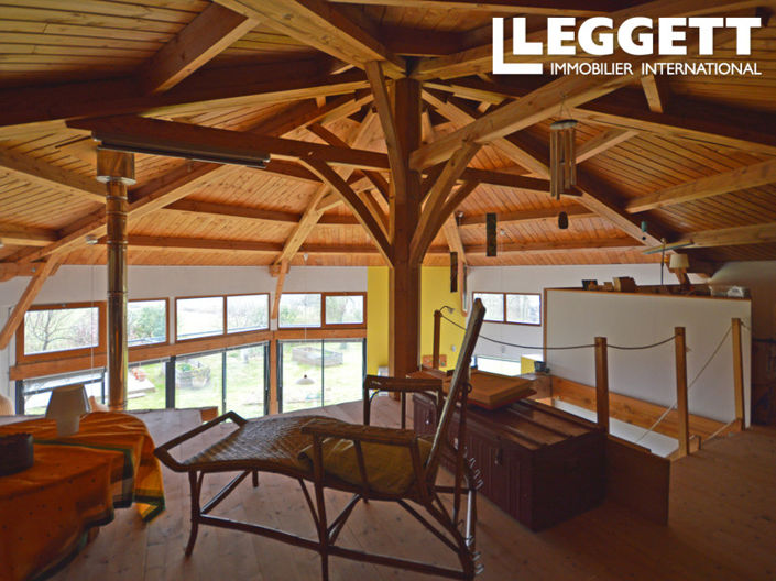 Image No.9-2 Bed House for sale