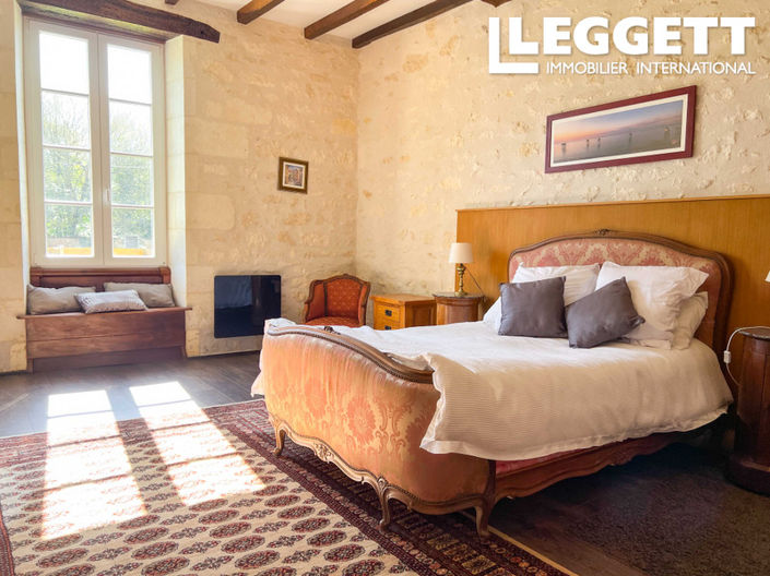 Image No.2-10 Bed Chateaux for sale