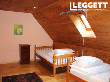 ahr0chm6ly9jzg4uagvzdglhlmltbw8vaw1hz2uvvevom