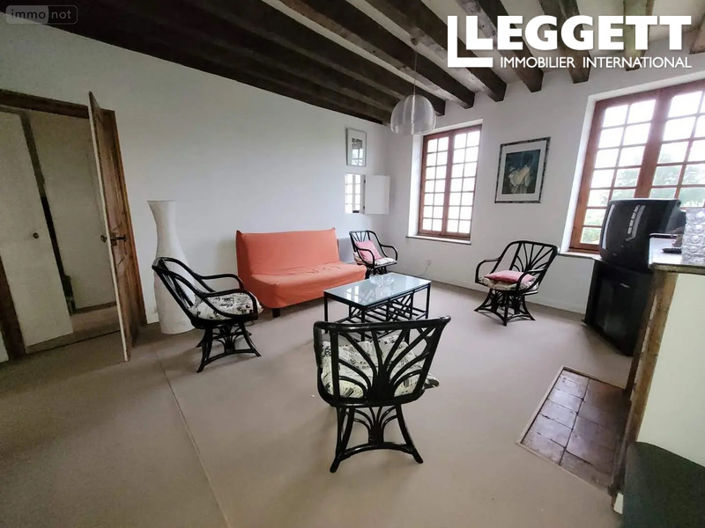 Image No.10-8 Bed House for sale