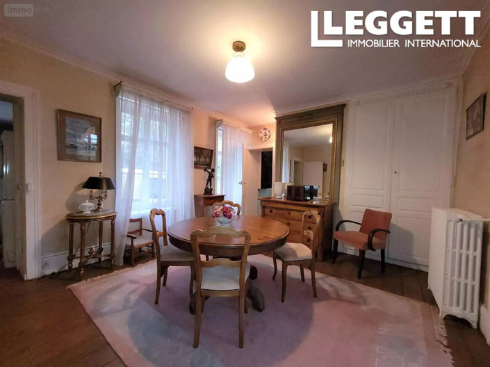 Image No.6-8 Bed House for sale