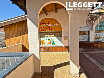 ahr0chm6ly9jzg4uagvzdglhlmltbw8vaw1hz2uvvevom