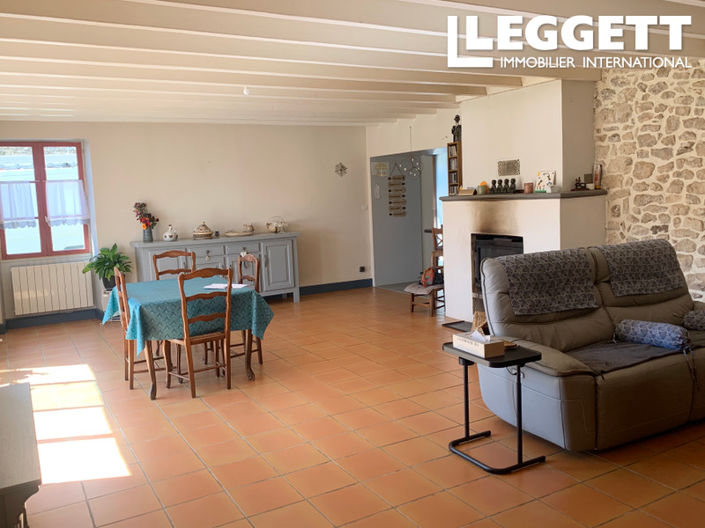 Image No.7-4 Bed House for sale