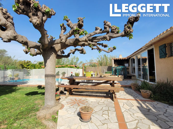 Image No.10-3 Bed House for sale