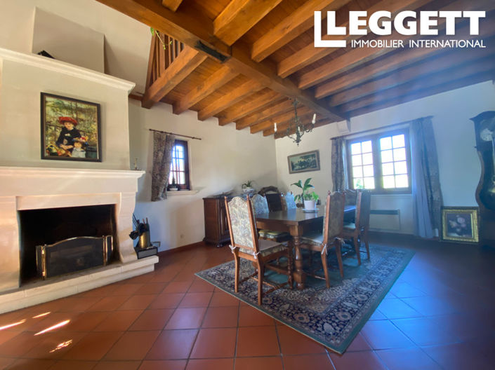 Image No.3-4 Bed House for sale