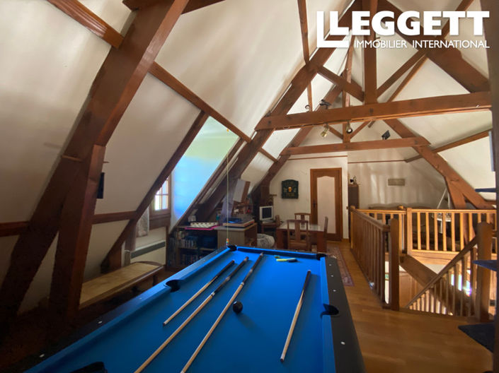 Image No.6-4 Bed House for sale