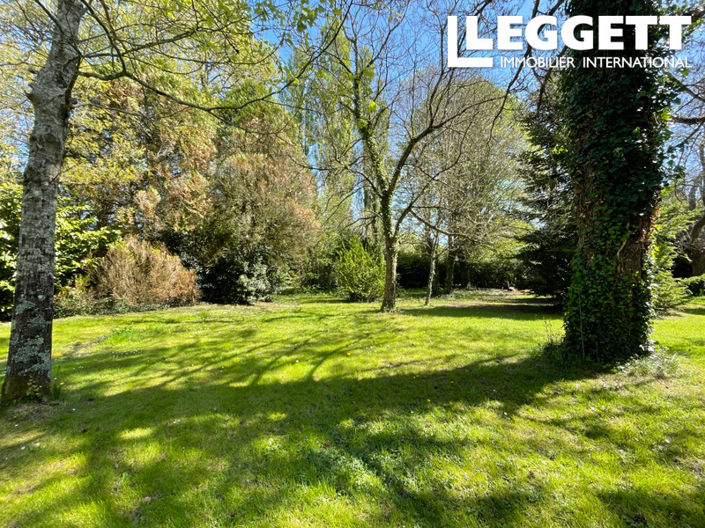 Image No.8-5 Bed House for sale