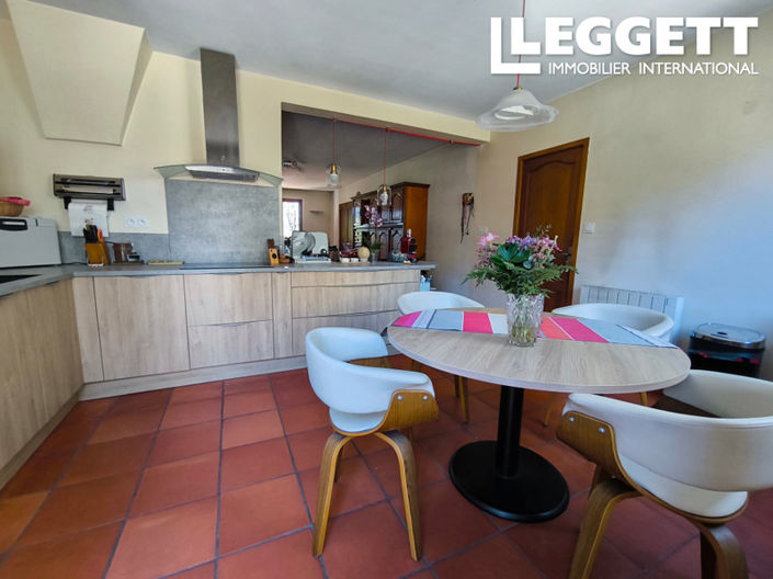 Image No.4-5 Bed House for sale