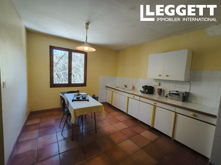 Image No.8-5 Bed House for sale