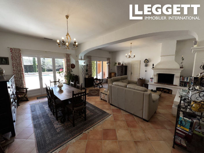 Image No.4-6 Bed House for sale