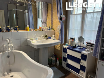 ahr0chm6ly9jzg4uagvzdglhlmltbw8vaw1hz2uvvevom