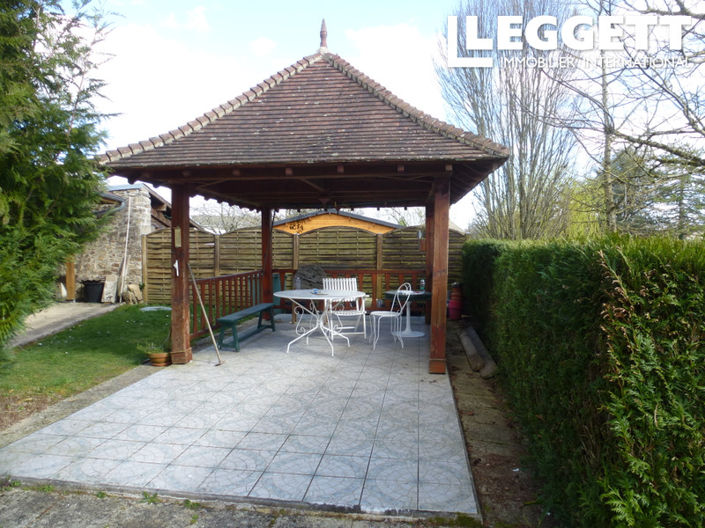 Image No.4-2 Bed House for sale