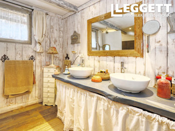 ahr0chm6ly9jzg4uagvzdglhlmltbw8vaw1hz2uvvevom