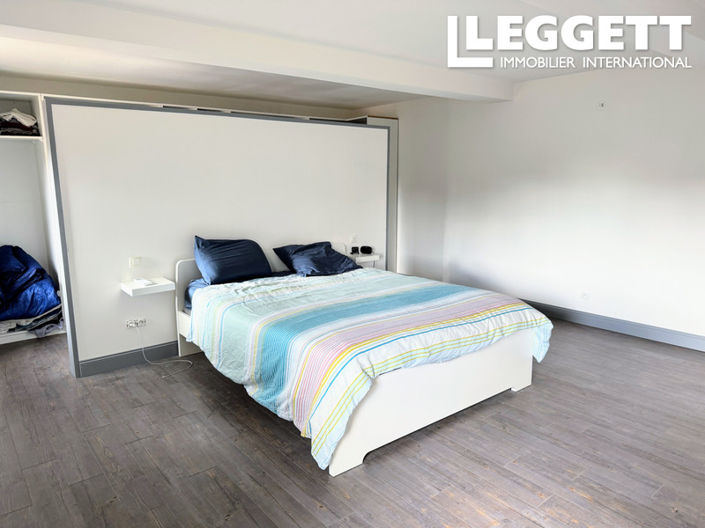 Image No.10-5 Bed House for sale