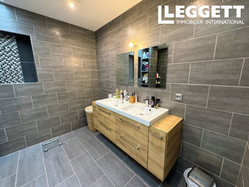 ahr0chm6ly9jzg4uagvzdglhlmltbw8vaw1hz2uvvevom