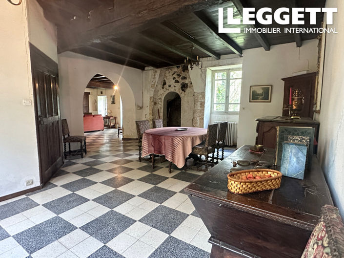 Image No.5-4 Bed House for sale