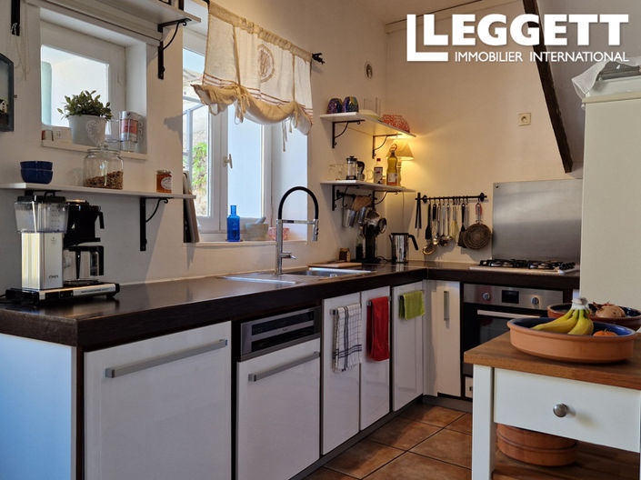 Image No.4-6 Bed House for sale