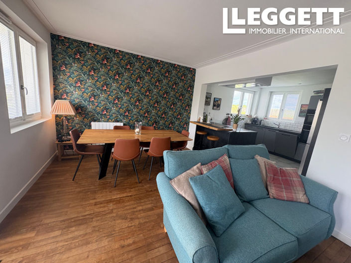 Image No.8-4 Bed House for sale