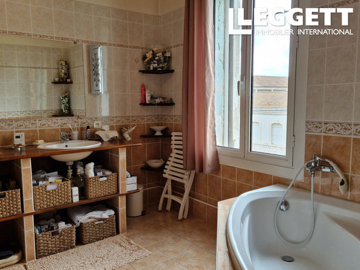 ahr0chm6ly9jzg4uagvzdglhlmltbw8vaw1hz2uvvevom