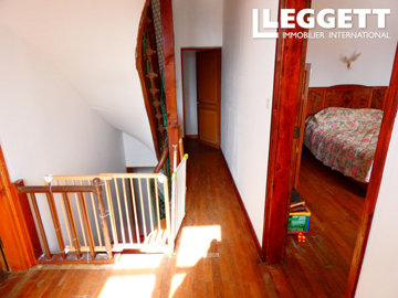 ahr0chm6ly9jzg4uagvzdglhlmltbw8vaw1hz2uvvevom