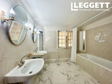 ahr0chm6ly9jzg4uagvzdglhlmltbw8vaw1hz2uvvevom