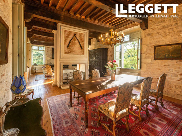 Image No.6-5 Bed House for sale