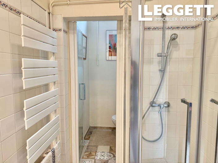 Image No.9-5 Bed House for sale